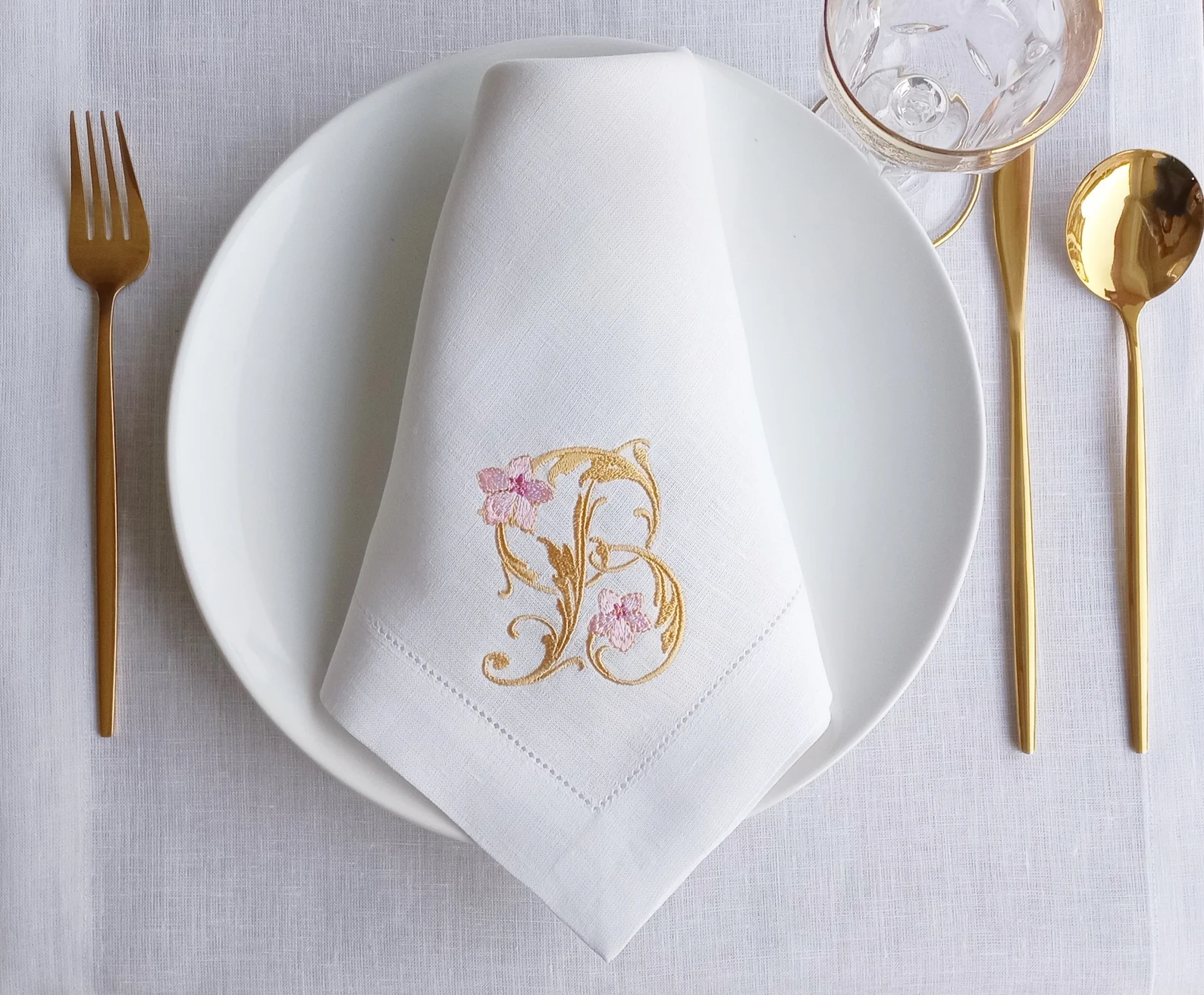 Fabric napkin wedding table numbers